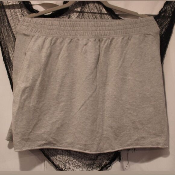 Athleta Grey Skirt - Picture 1 of 5